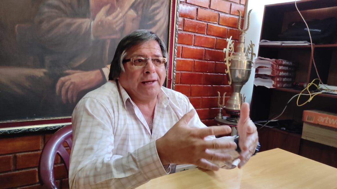 Hammer Villena, dirigente del Sutep de Arequipa. (Foto: Leonardo Cuito)