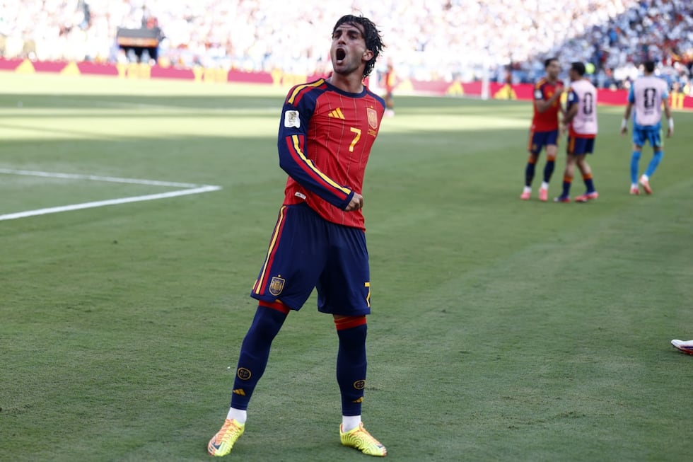 España desata la euforia con el primer gol de la gran final ante Argentina. (Foto: EFE)