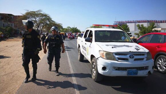 Hampones interceptaron el vehículo donde viajaban las víctimas, pero los ocupantes les respondieron a balazos.