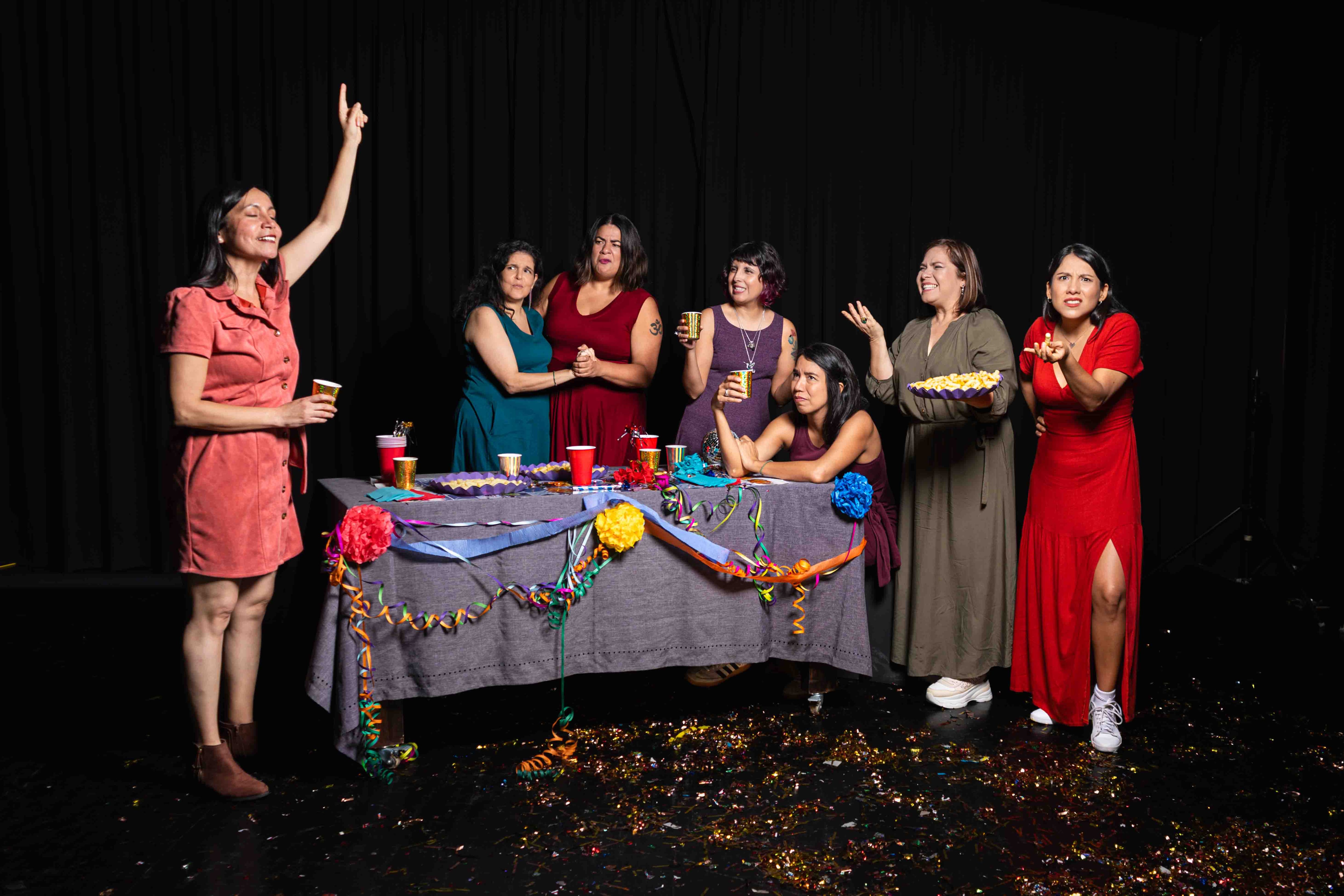 Tránsito celebra 20 años de teatro con la obra "Queríamos cambiarlo todo"