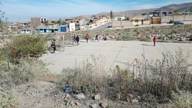 Arequipa: Al menos 100 intervenidos por jugar fulbito en día de elecciones