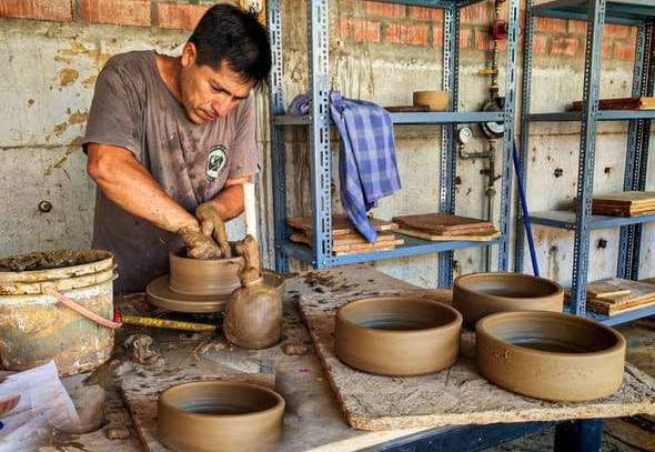 Talleres de artesanía con artesanos de La Encantada, nos ofrece la UDEP.