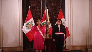 Ministra de la Mujer considera que Congreso debería aprobar un eventual viaje de Dina Boluarte al Vaticano