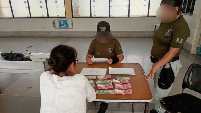 El INPE informó que la agente intentó ingresar S/16 300 ocultos en su brasier. El caso fue comunicado al Ministerio Público y a la Depincri.