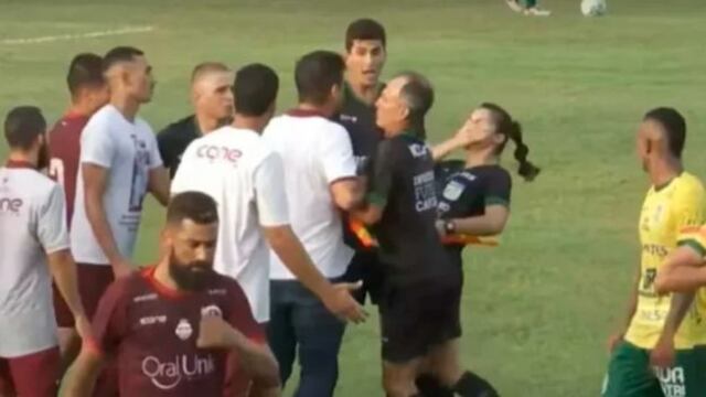 Técnico reaccionó con violencia contra árbitra y le dio un cabezazo en Brasil (VIDEO)
