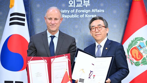 El acuerdo fue suscrito en la capital surcoreana por González-Olaechea y su homólogo surcoreano, Cho Tae-yul.