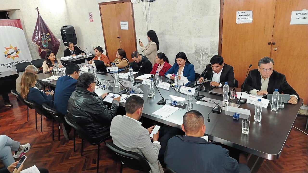 El año pasado, consejeros de Arequipa pidieron más dinero. (Foto: Álvaro Figueroa/@photo.gec)