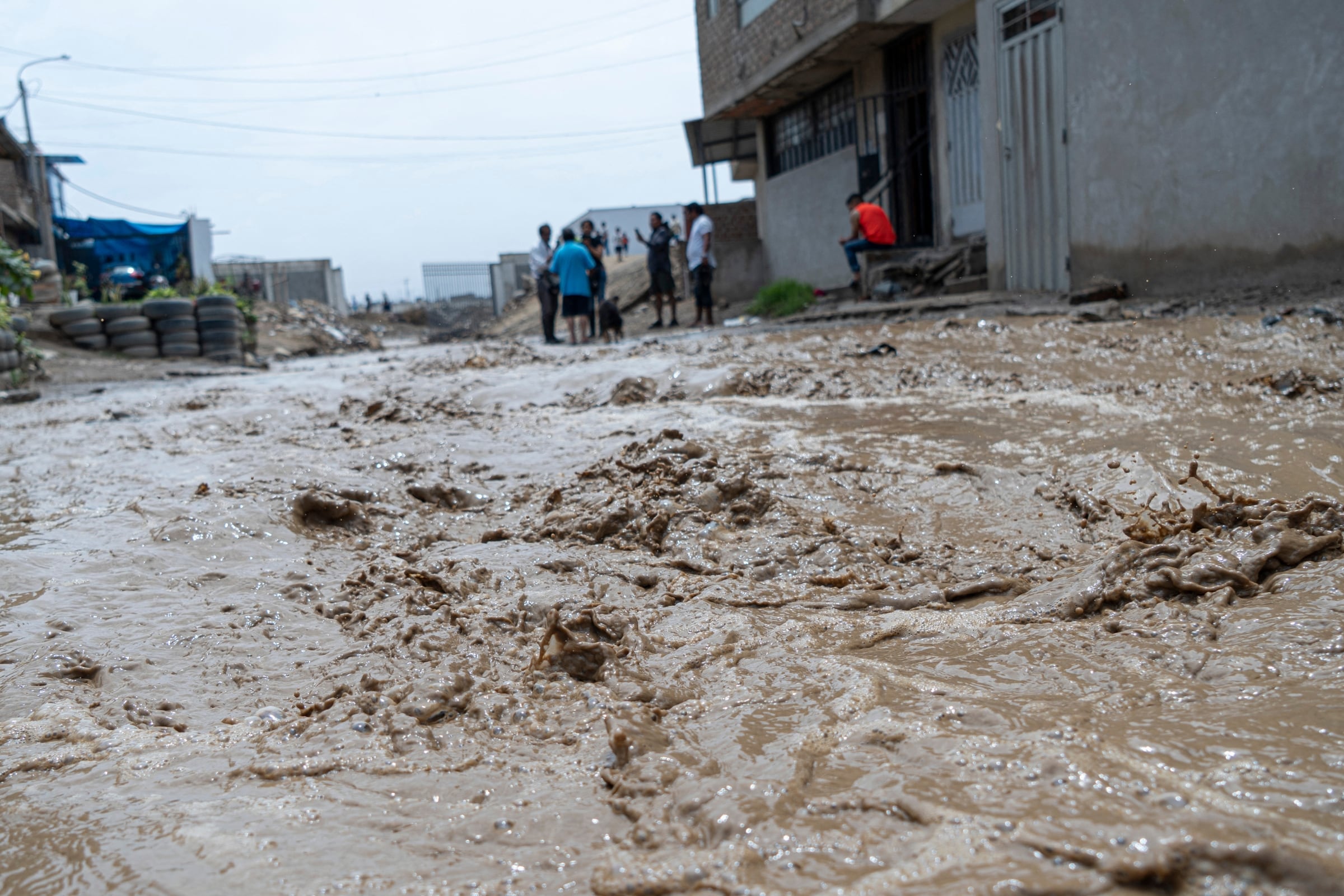 Más de un centenar de distritos continuarán en emergencia por riesgo climático. (Foto: Steffano Palomino / AFP)