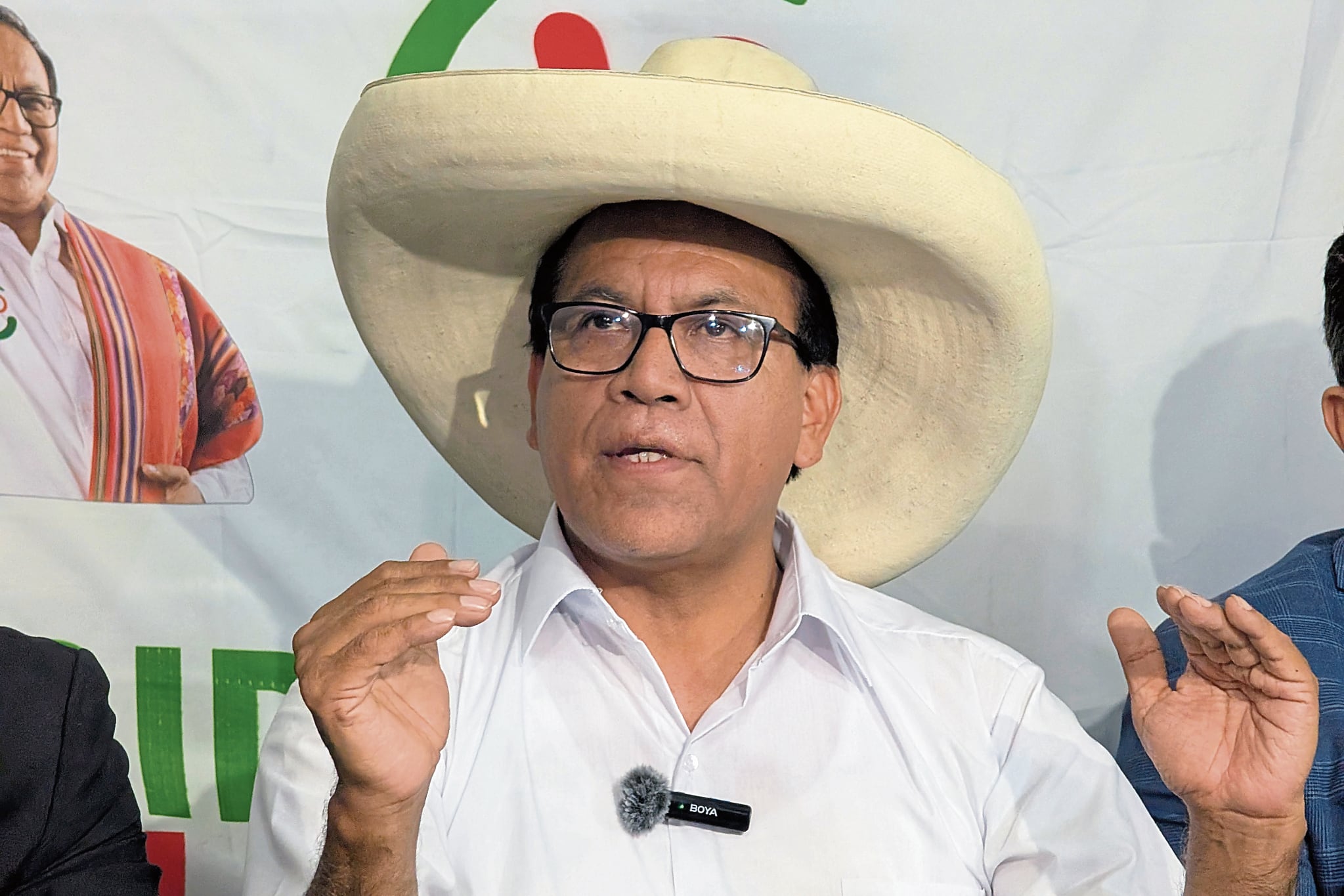 Sánchez y la izquierda se opusieron a recuento. EFE/ Fernando Gimeno