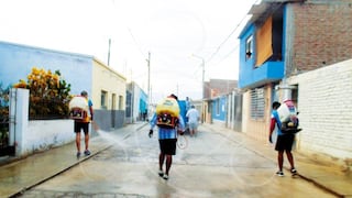 La Libertad: Jóvenes desinfectan sus calles para combatir contra el coronavirus (VIDEO)
