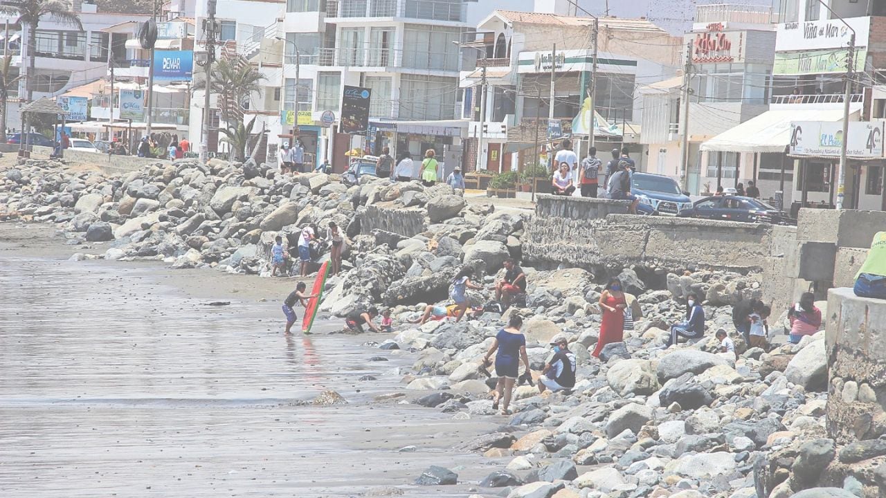 Dirección General de Salud Ambiental reveló que solo Huankarute, en Huanchaco, es saludable. En las provincias de Pacasmayo y Ascope hay otros cinco balnearios declarados aptos para este verano. En tanto, 17 playas no pasaron análisis de calidad microbiológica, limpieza y presencia de servicios higiénicos.