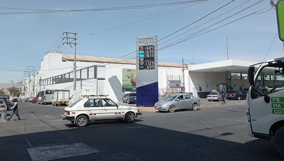 Estos son los precios de combustibles en diferentes grifos de Arequipa. (Foto: GEC)