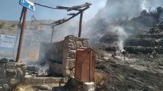 Arequipa: Incendio forestal amenaza alrededores de complejo arqueológico Uyo Uyo