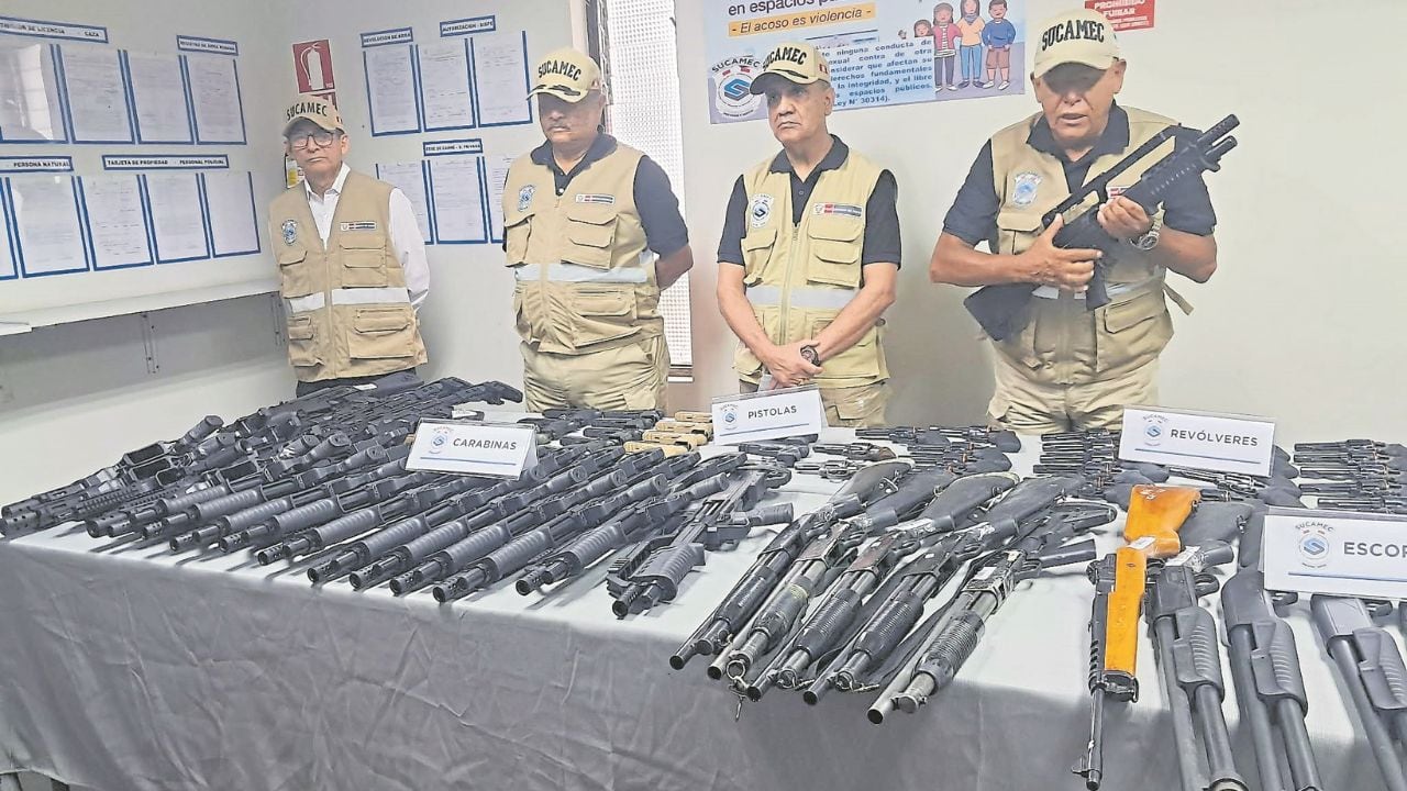Durante operativos de fiscalización los agentes se percataron de una grave vulnerabilidad en tres de estos lugares que le pertenecen a empresas privadas que brindan el servicio de seguridad. Armas de fuego como pistolas, revólveres y carabinas fueron incautadas para prevenir que terminen en manos de bandas criminales.