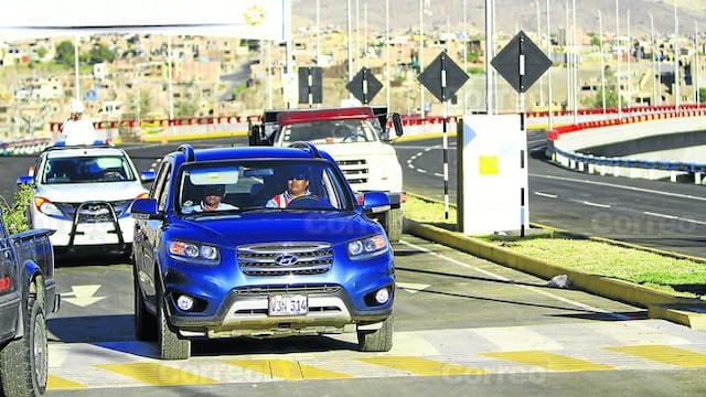 Arequipa: Puente Chilina genera caos vehicular por mala planificación