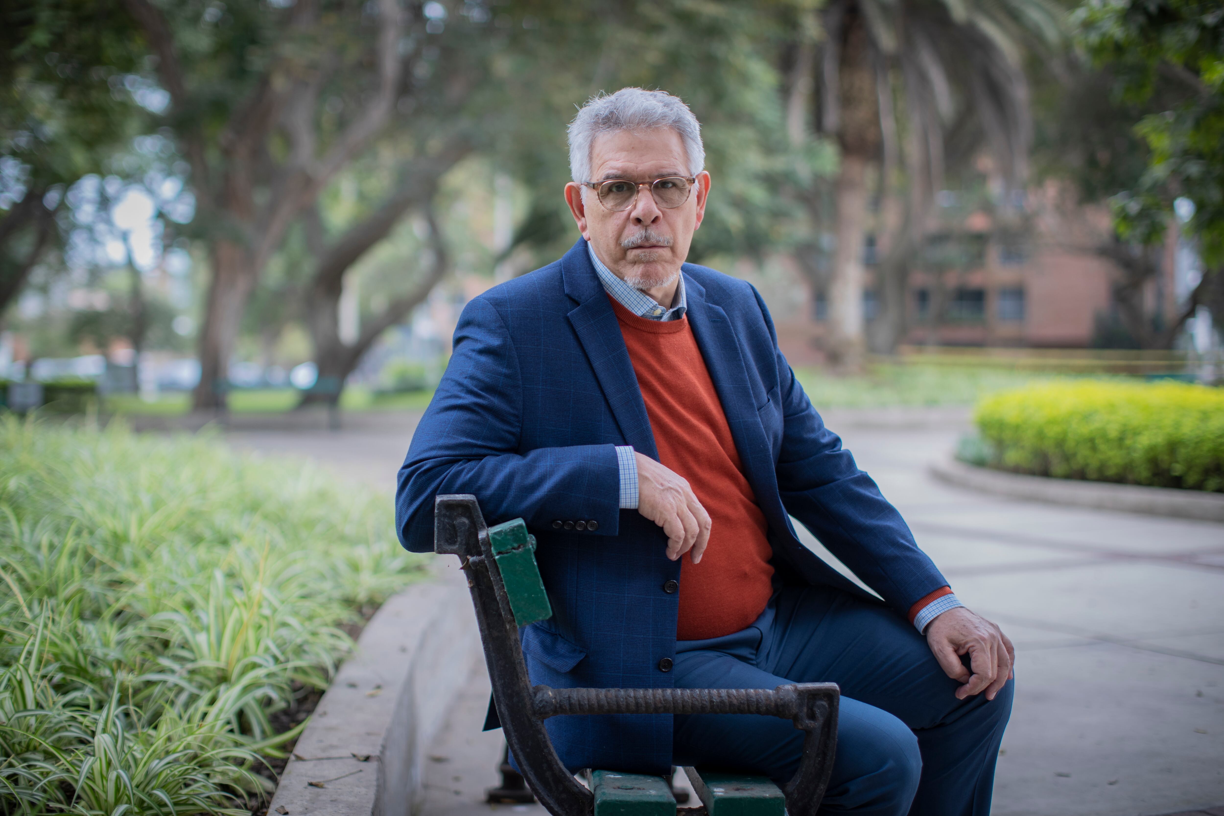 Juan Claudio Lechín analiza el panorama electoral de Bolivia ad portas de la segunda vuelta. (Foto: Hugo Pérez / GEC)