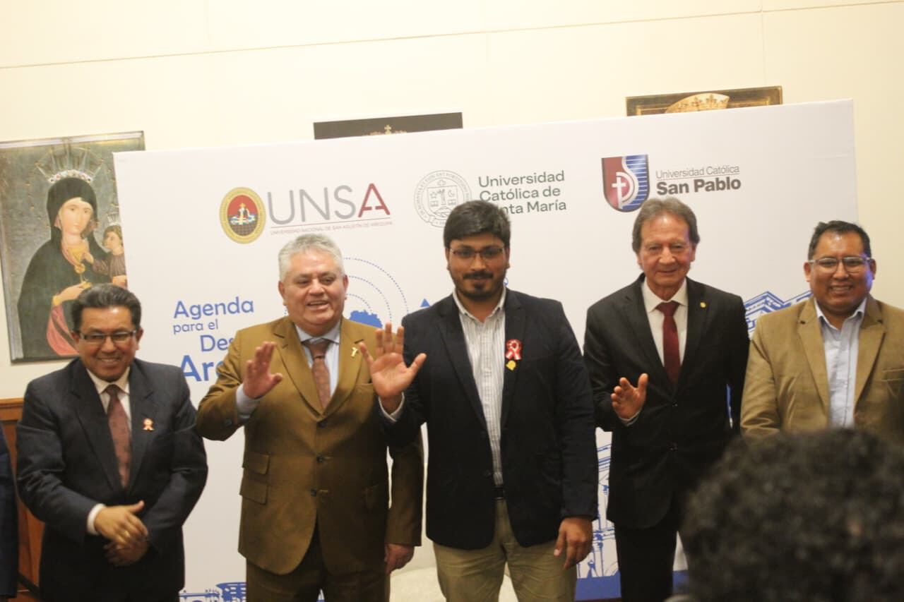 Universidades presentan Agenda por el Desarrollo de Arequipa 2026-2031 a diputados electos