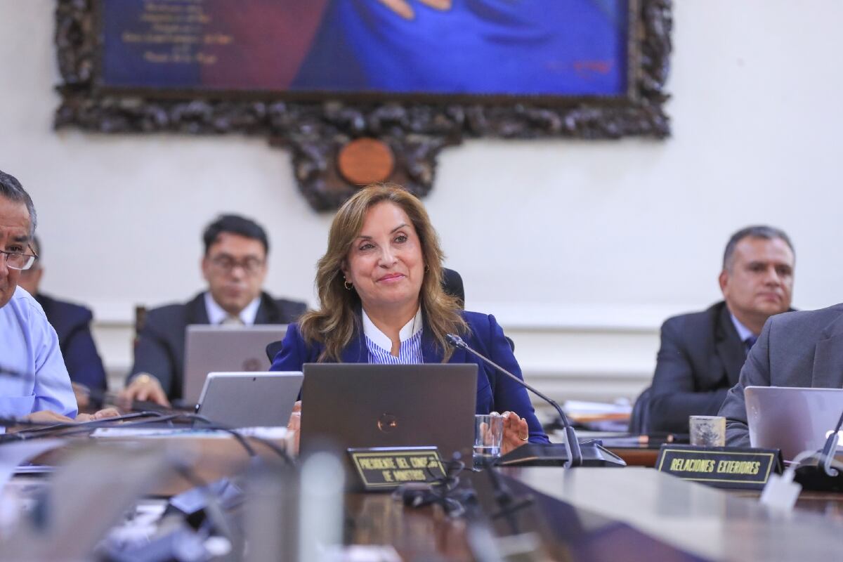 Dina Boluarte anunció el acto conmemorativo al cumplirse una semana del fallecimiento del sumo pontífice. FOTO: PRESIDENCIA.