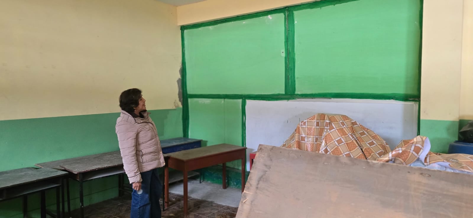 Colegio en Paucarpata con aulas inhabilitadas desde hace 4 años. (Foto: Omar Cruz/@photo.gec)