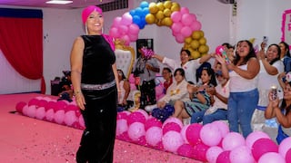 Desfile de belleza “Siempre Bellas” con pacientes oncológicas