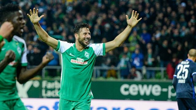 Claudio Pizarro: Alcanzó su gol 100 con el Werder Bremen