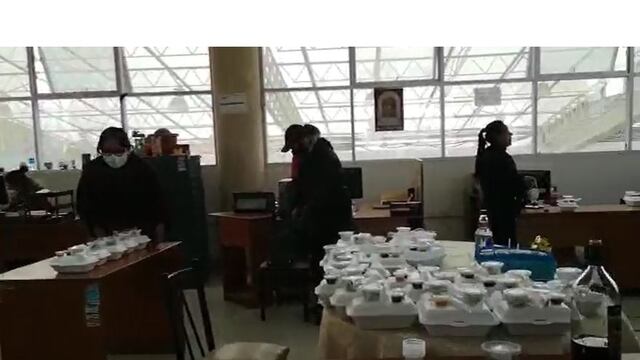 Encuentran a funcionario celebrando su cumpleaños en la Municipalidad Provincial de Huancayo (VIDEO)