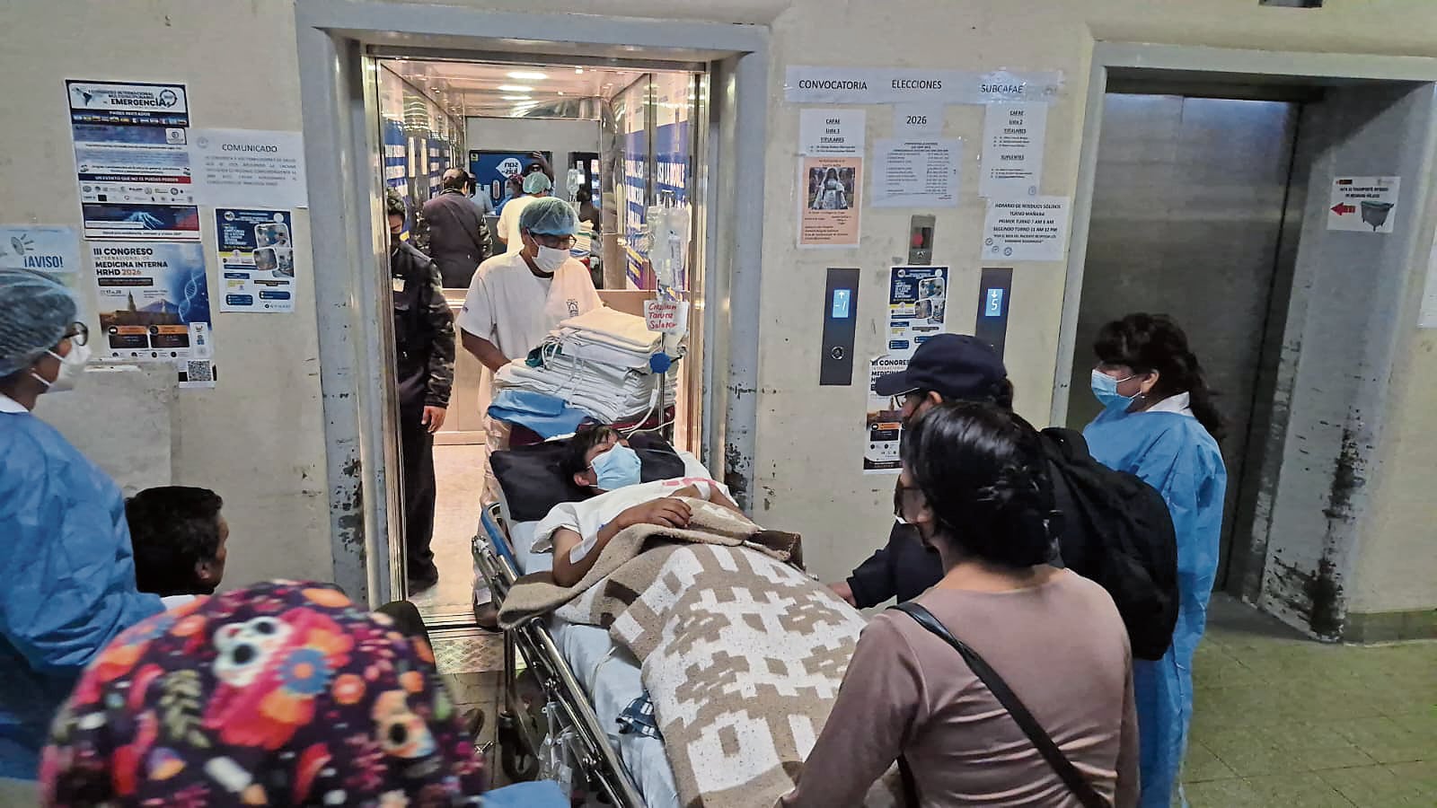 Perforista agredido se encuentra internado en el hospital Honorio Delgado Espinoza en Arequipa (Foto: Pedro Torres/@photo.gec)