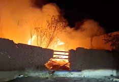 Incendio al costado de la UGEL Nasca genera alarma y es controlado por bomberos