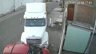 Arequipa: Tráiler sin control causa grave accidente en Cerro Colorado