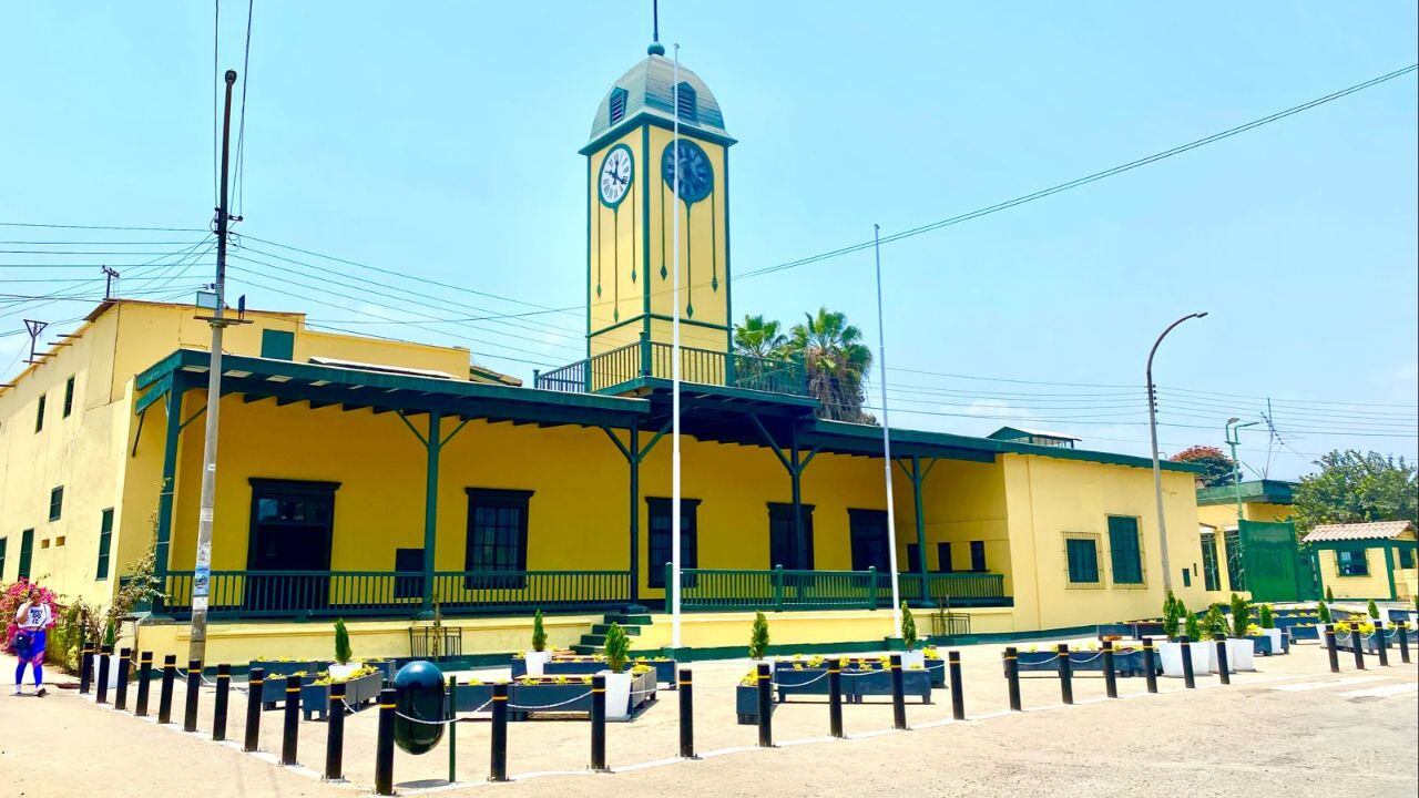 Se rehabilitaron sus ambientes, reloj monumental, los exteriores y vías de acceso, además de implementar una exposición fotográfica.