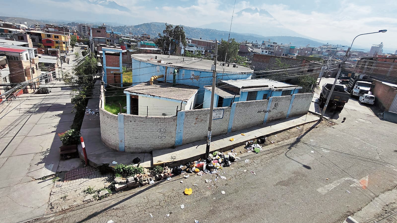 Reservorio abandonado en Paucarpata es foco de contaminación e inseguridad (Foto: GEC)