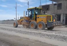 Transportistas realizan el mantenimiento de vía en Majes por desinterés de autoridades