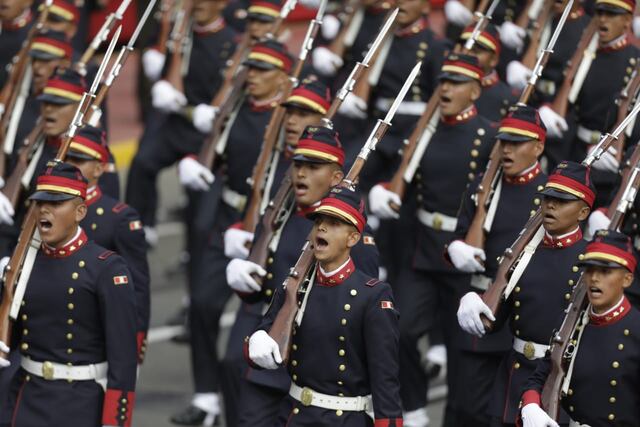 Gran Parada Militar en la Av. Brasil. Fotos: Julio Reaño /@photo.gec