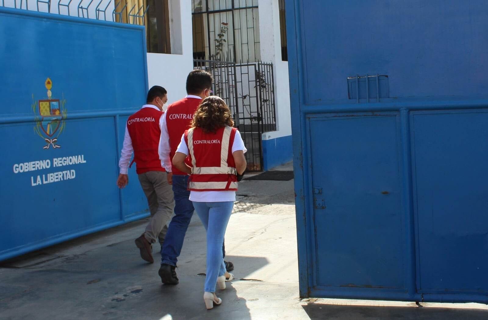 Contraloría ha revisadolos legajos de más de 300 directivos de libre designación y remoción. No acreditaron el cumplimiento de los requisitos mínimos de formación académica y/o experiencia.