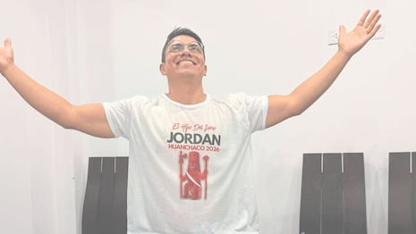 La Libertad: Aspirante a alcaldía dice vivir de ingresos que genera en redes sociales