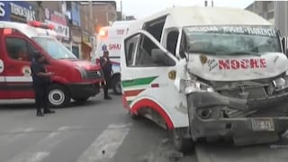 Trujillo: Choque de vehículos deja seis personas golpeadas