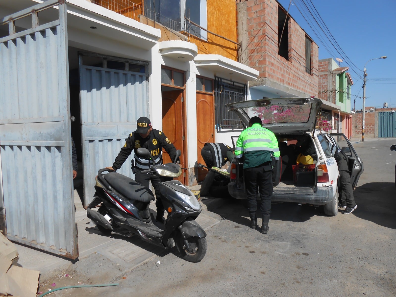 El golpe a la delincuencia derivó de una investigación por el robo de motocicletas. (Foto: Difusión)
