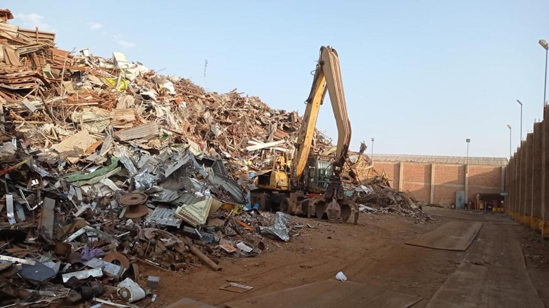 La chatarra de fierro es una de las materias primas que usa Siderperú.