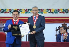Presidente José Balcázar recibe máxima condecoración de la Universidad Nacional de Trujillo
