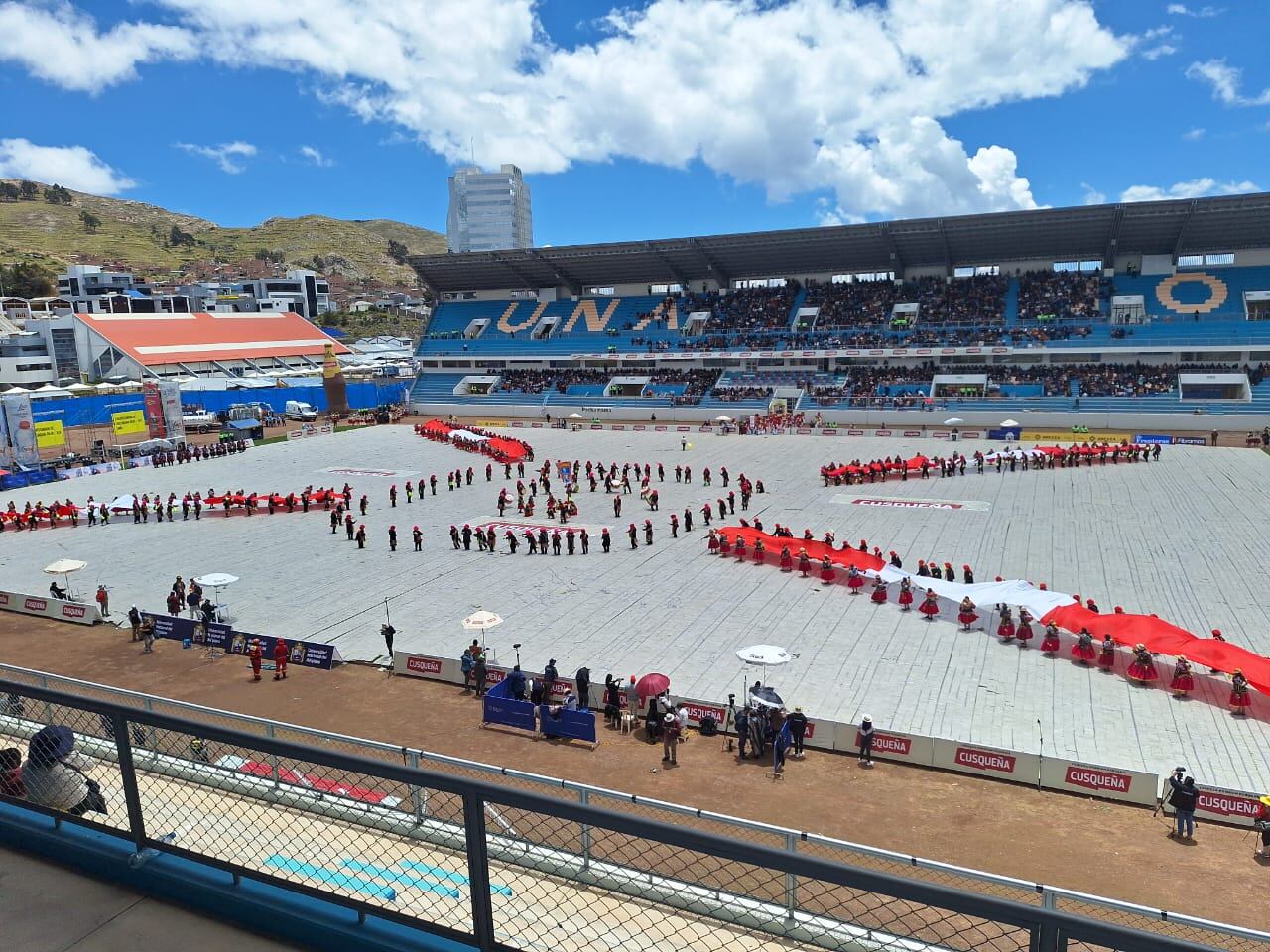 Puno: Apoteósica exhibición de danzas originarias en honor a la “Virgen La Candelaria”