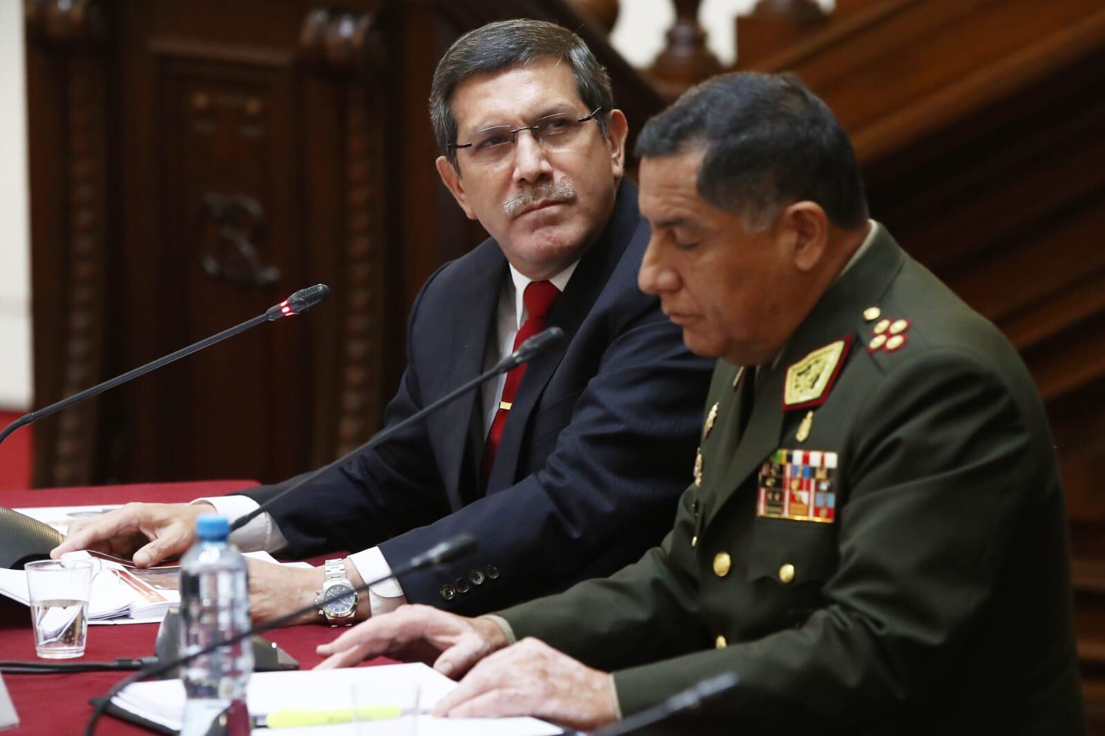 Jorge Chávez, ministro de Defensa.