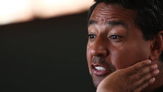 Nolberto Solano: “Creemos que la solución es traer al mejor DT del mundo”