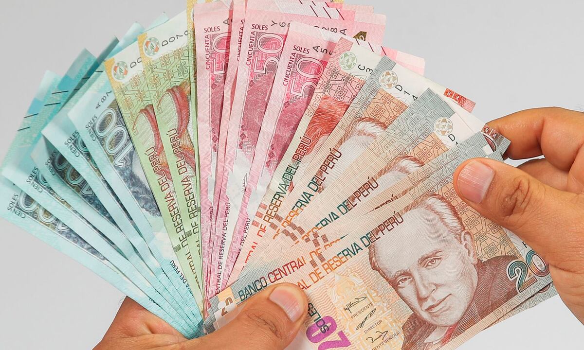 Con amplía mayoría se aprobó el retiro del 100% del dinero de los trabajadores hasta fin de año.