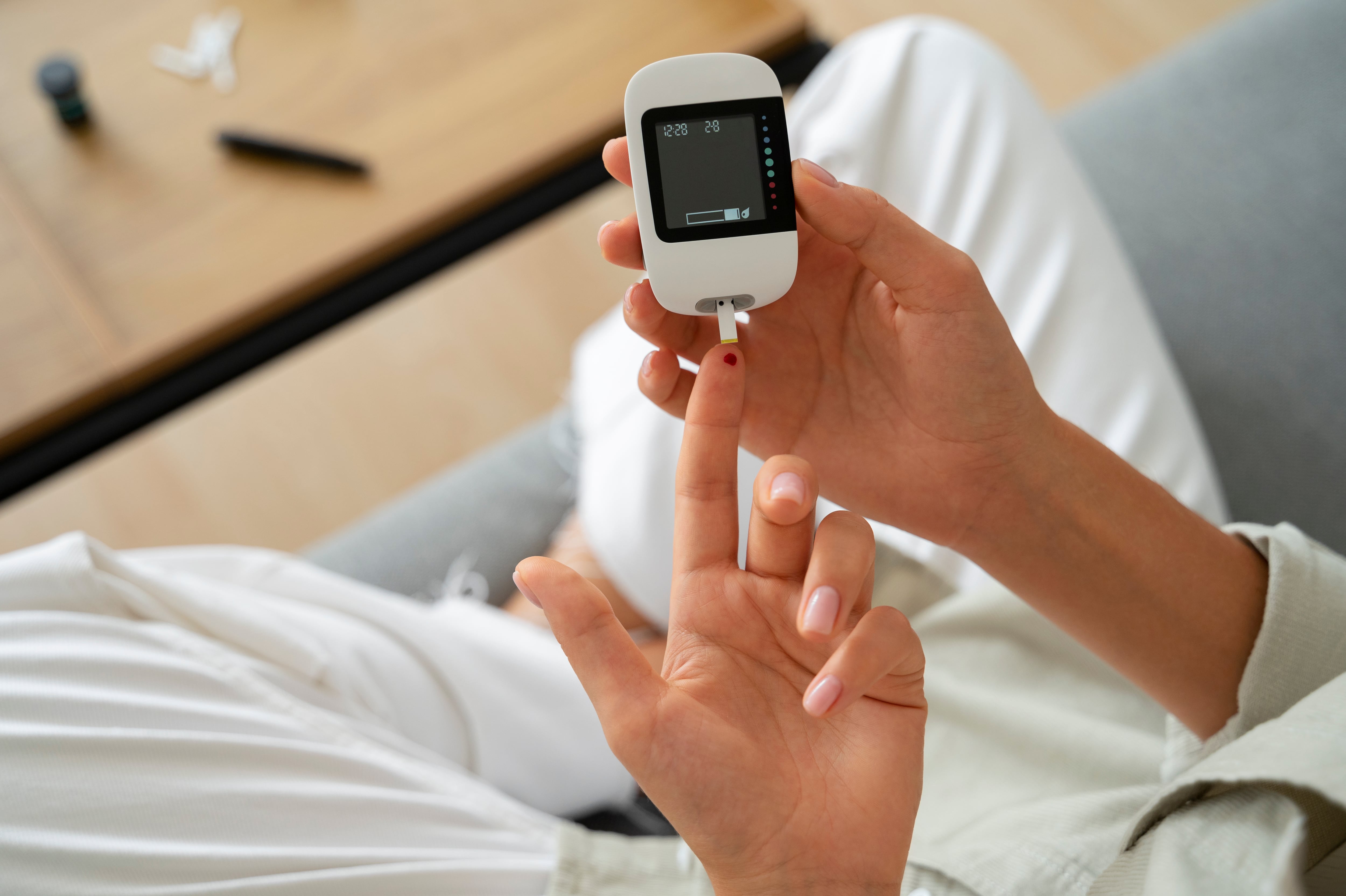 Expertos advierten que el exceso de grasa corporal, el sedentarismo y una alimentación basada en ultraprocesados pueden favorecer la aparición de diabetes mellitus tipo 2, incluso sin antecedentes familiares.