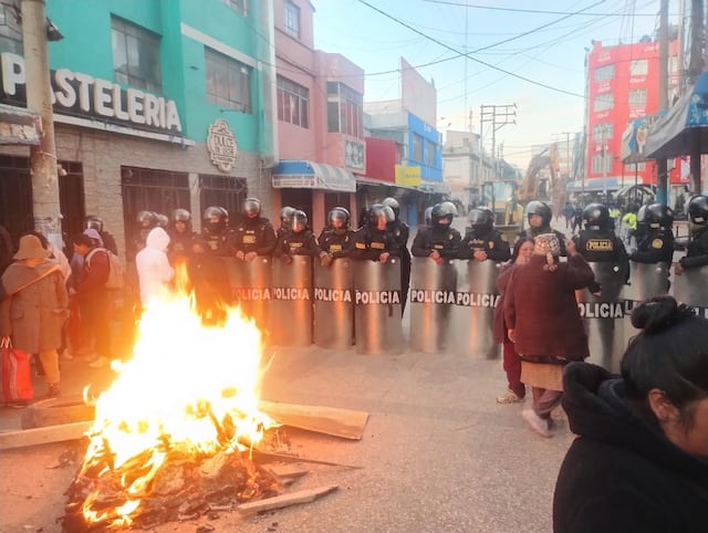 Juliaca: Municipalidad de San Román inicia obra en jirón Moquegua en medio de protestas vecinales