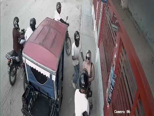 Cámaras de seguridad grabaron asalto en manada a mujer