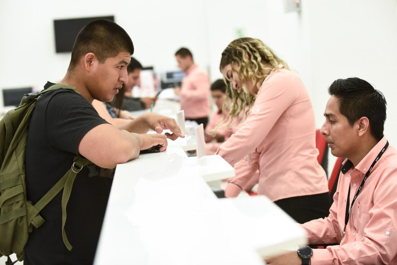 Presentación de reclamos en OSIPTEL. (Foto: OSIPTEL)