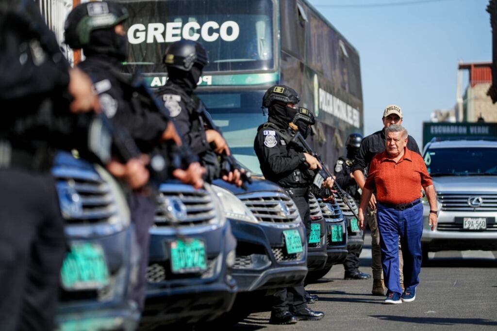 Director policial de La Libertad, José Zavala, confirmó que tienen otra misión fuera de La Libertad. De otro lado, exigen a Gobierno Central no debilitar el plan policial.