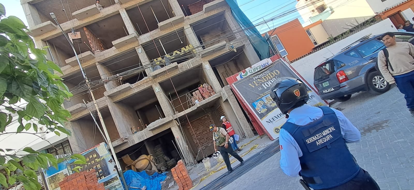 Obrero muere al caer de un cuarto piso en el Cercado de Arequipa