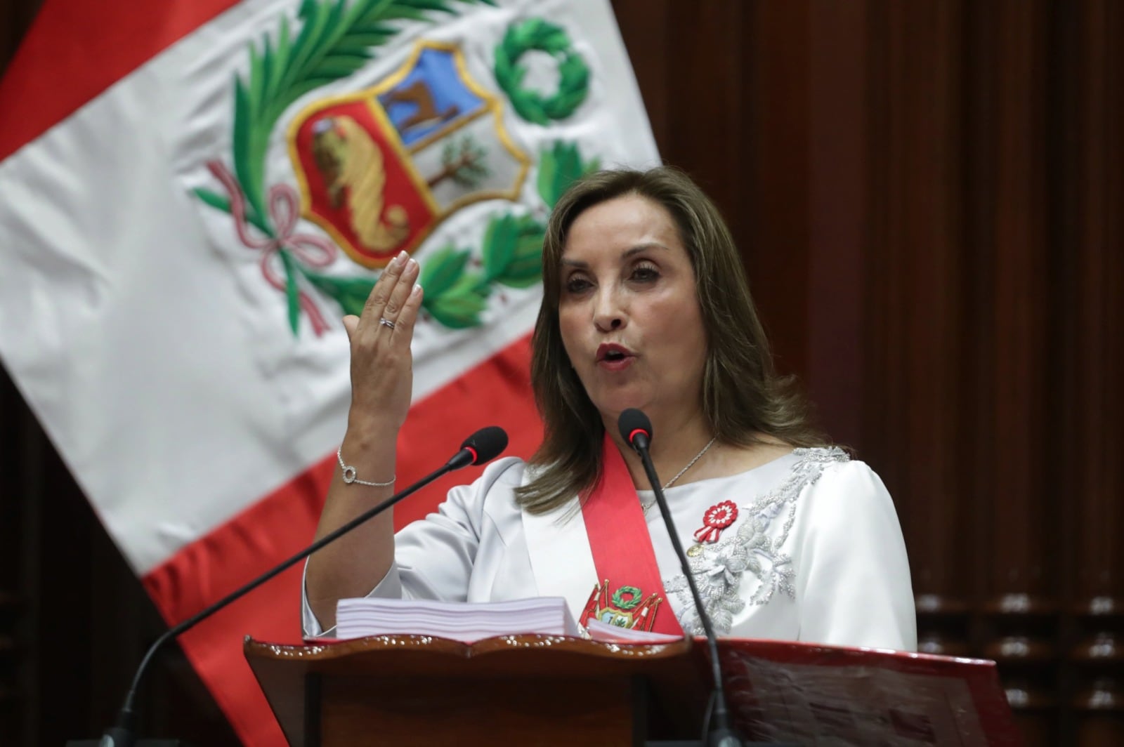 La mandataria Dina Boluarte anunció que convocará el próximo año a elecciones generales para el 2026. (Foto: Alessandro Currarino / @photo.gec)